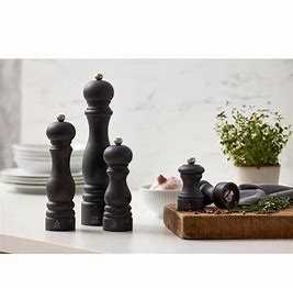 Salt & Pepper Mills, Shakers, Cellars