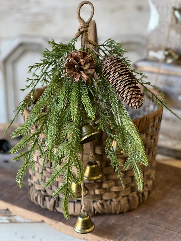 Hanging Crescendo Bell Greens | 15"