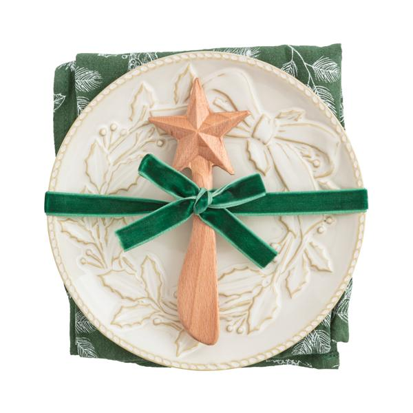 White Christmas Wreath Appetizer Set