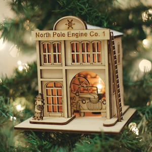 North Pole Engine CO. Ginger Cottages Ornament