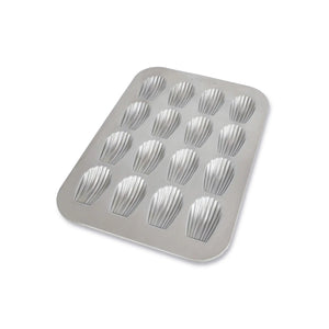 Madeleine Pan - 16 Cavity