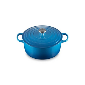 Le Creuset Signature Round Dutch Oven - 7.25 QT - Several Colors to Choose From