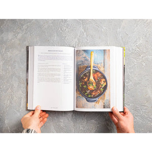 Cast Iron - The Ultimate Cookbook by Rachael Narins