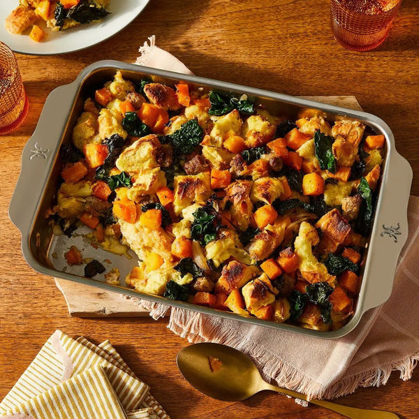 Hestan OvenBond Rectangular Baking Pan 10"X7"