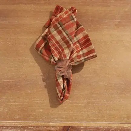 Leaf Napkin Ring Copper Finish