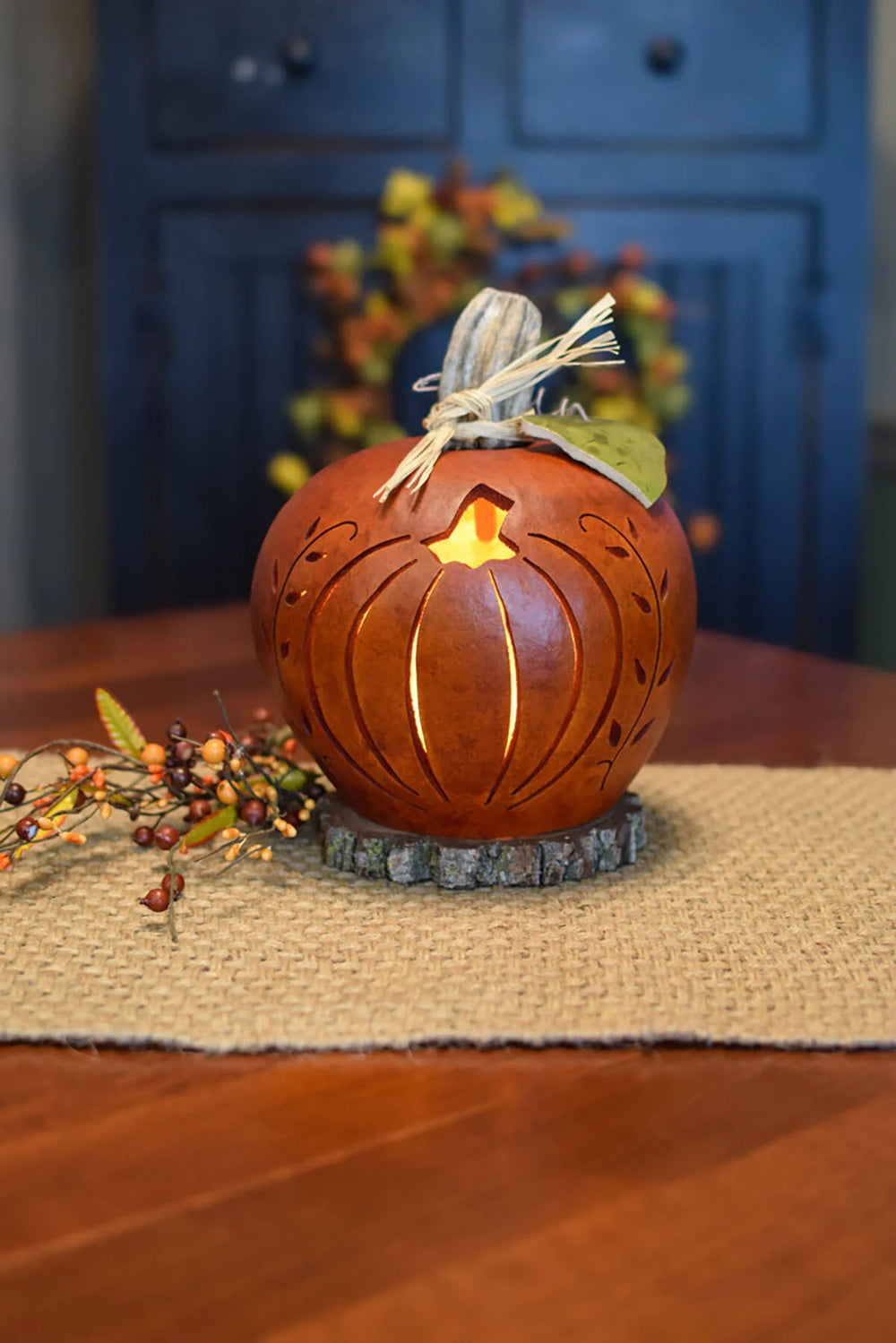 Pumpkin Silhouette - Meadowbrooke Gourds