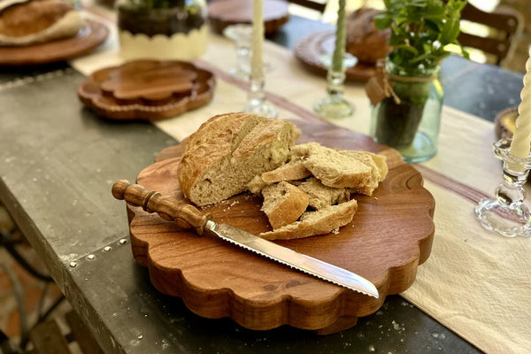 Elegant Scallop Footed Trivet Riser - Choose Small or Large