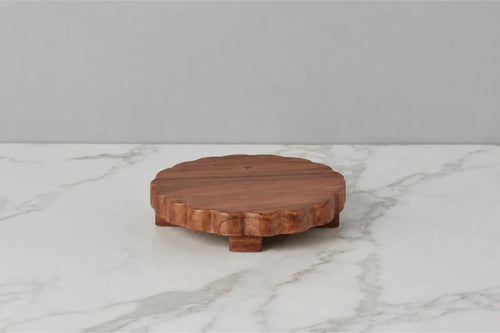 Elegant Scallop Footed Trivet Riser - Choose Small or Large