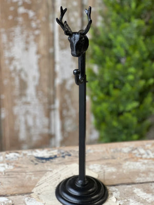 Blitzen Wreath Holder | 21.5"