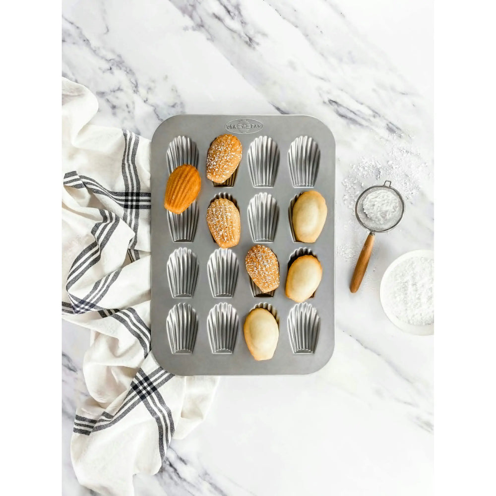 Madeleine Pan - 16 Cavity