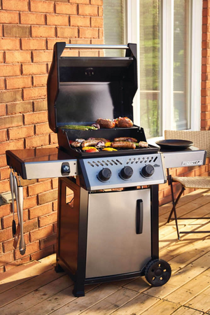 Freestyle 365 Grill - Choose Propane or Natural Gas