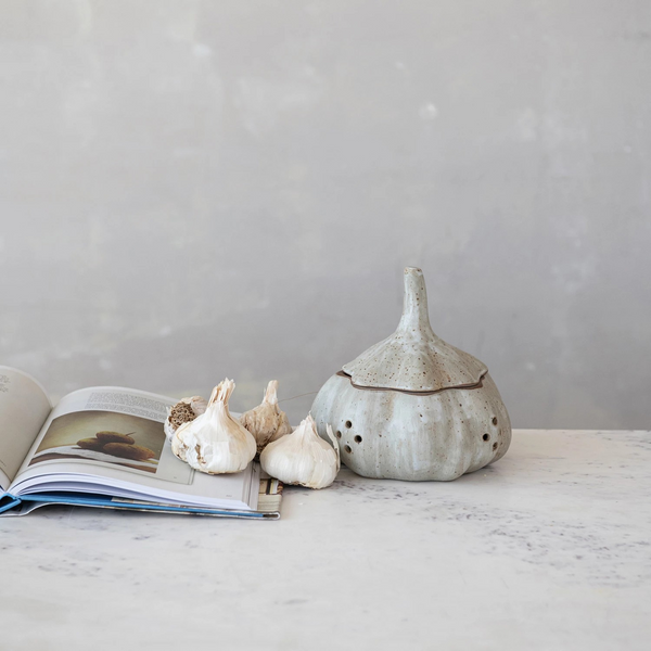 Stoneware Garlic Shaped Garlic/Onion Keeper (Each Will Vary)