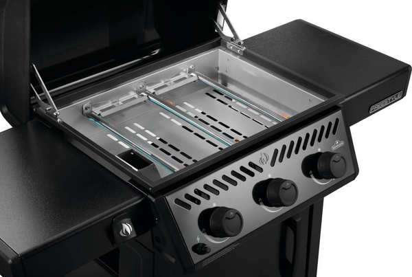 Freestyle™ 24 Inch Pre-seasoned Non-Stick Griddle - Propane or Natural Gas
