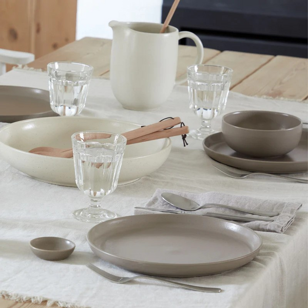 Costa Nova - Pacifica Chestnut Collection Dinnerware