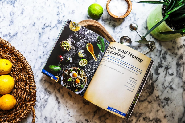 Dressings: Over 200 Recipes for the Perfect Salads, Marinades, Sauces, and Dips (The Art of Entertaining)