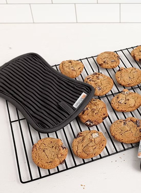 Silicone Potholder - 3 Different Colors to Choose From