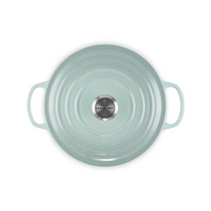 Le Creuset Signature Round Dutch Oven - 5.5 QT - Several Colors to Choose From