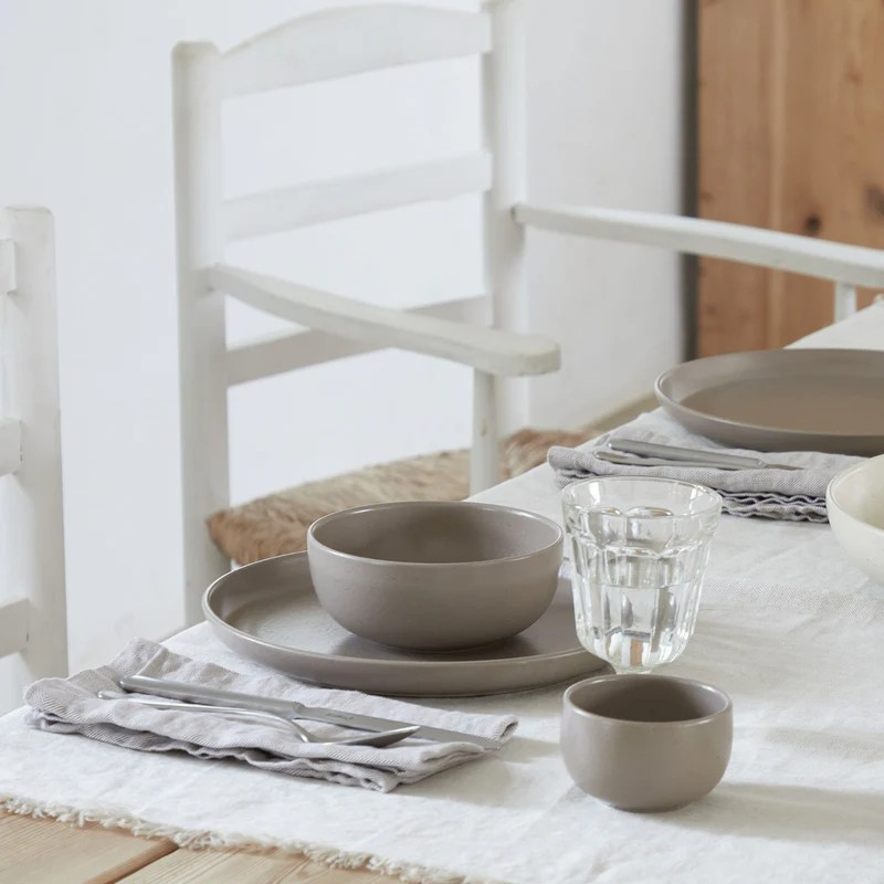 Costa Nova - Pacifica Chestnut Collection Dinnerware