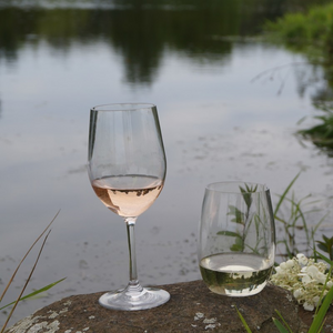 Outside White Wine 12oz
