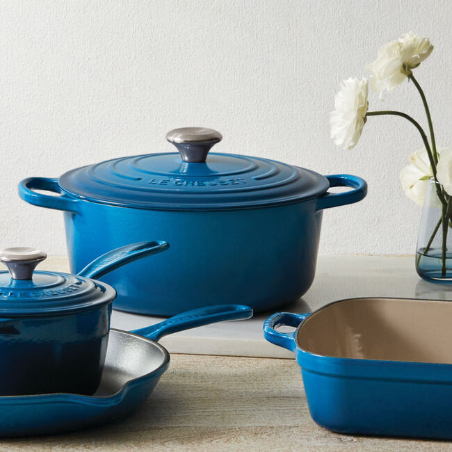 Le Creuset, Marseille, 5.5qt., Signature Round Dutch Oven