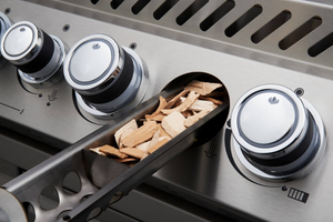 BUILT-IN PRESTIGE PRO™ 665 RB With Infrared Rear Burner