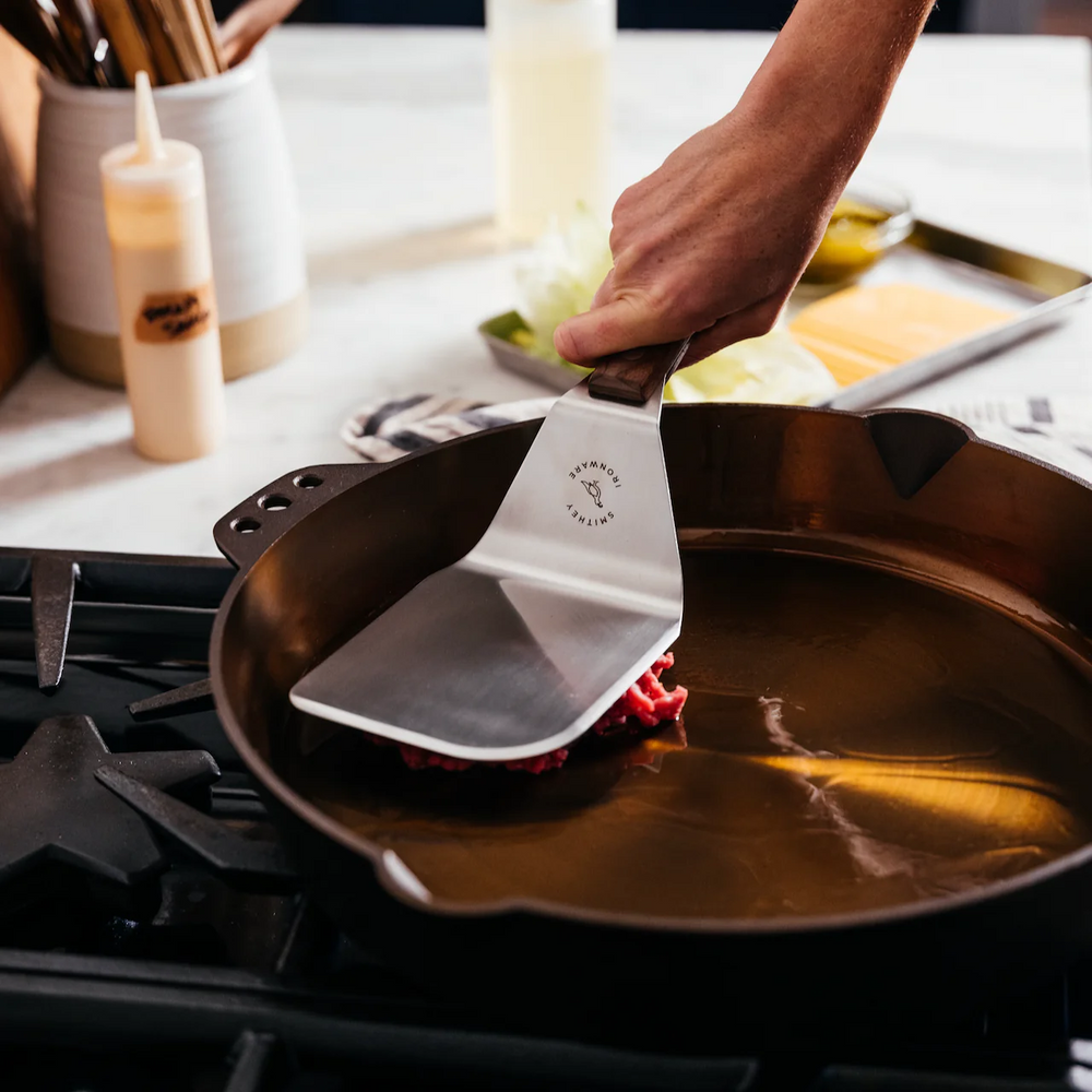 Mighty Spatula by Smithey