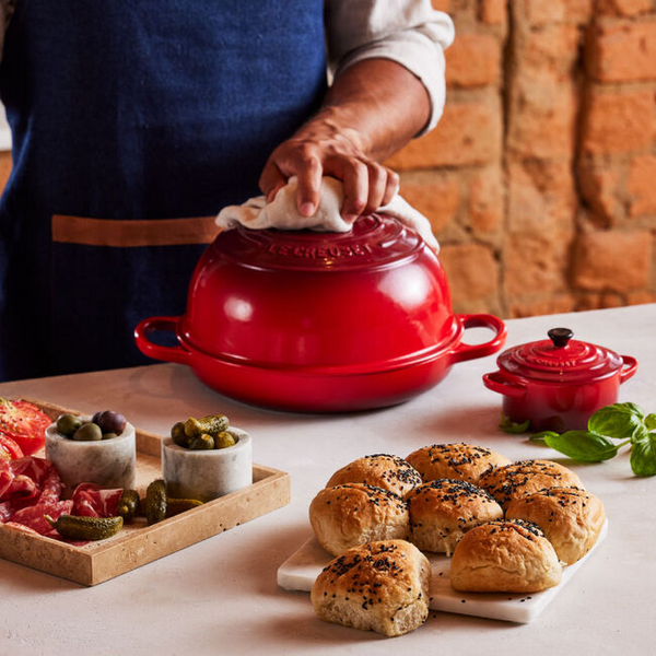 Le Creuset, Cerise, 9.5" (1.75qt.), Signature Bread Oven