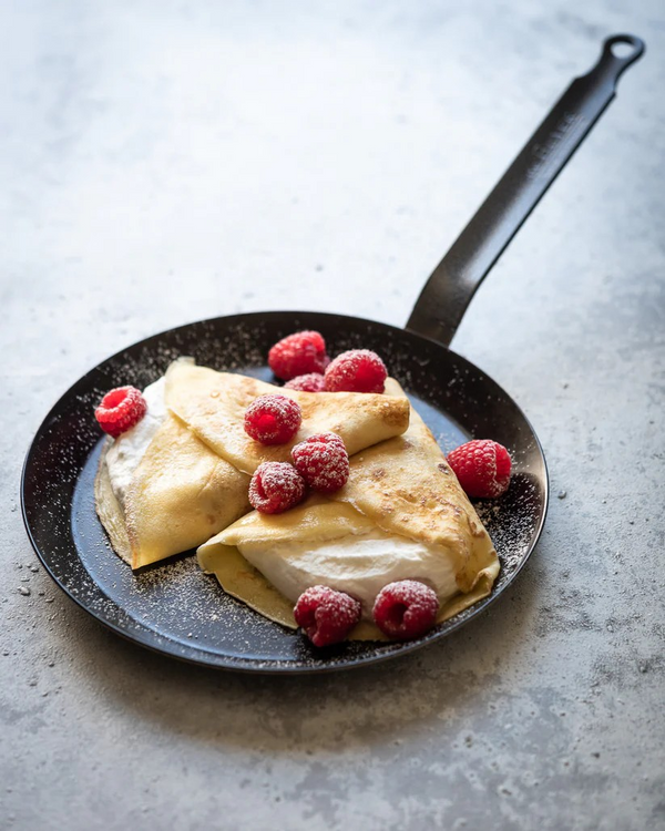 9.5" Blue Carbon Steel Crepe & Tortilla Pan De Buyer