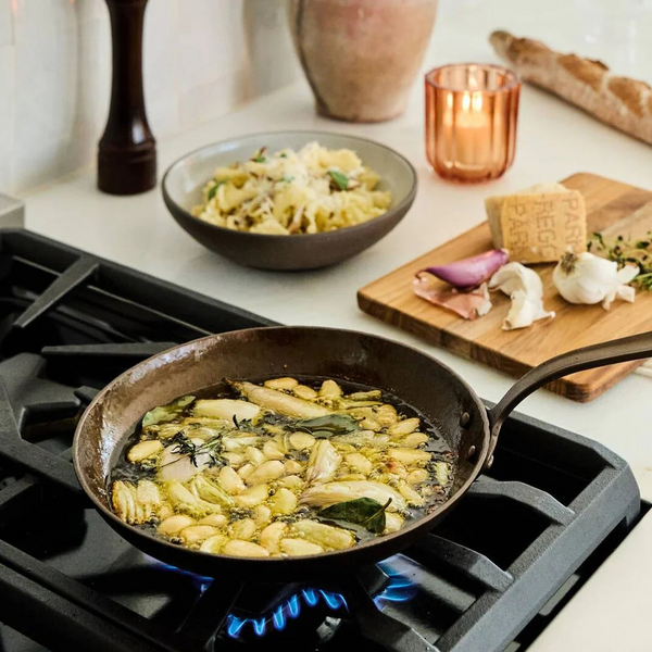 Smithey 9 Carbon Steel Little Farmhouse Skillet