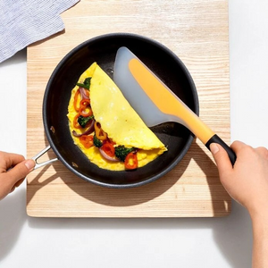 OXO Flip and Fold Omelet Turner