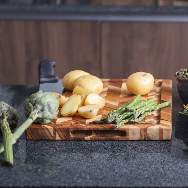 Herringbone Cutting Board Med. Thickness