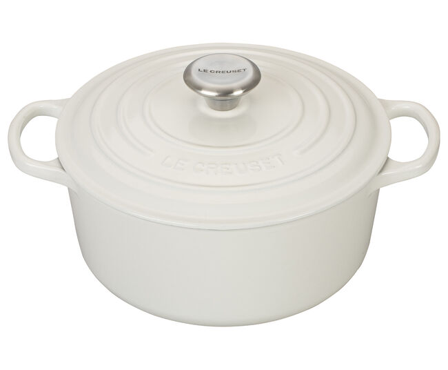 Le Creuset, White, 4.5 qt. Signature Round Dutch Oven
