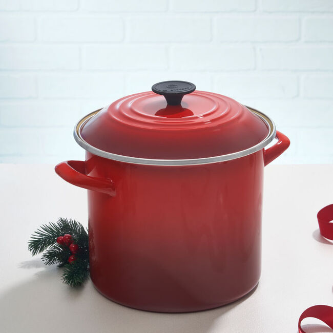 Le Creuset, Cerise, 8qt., Stock Pot