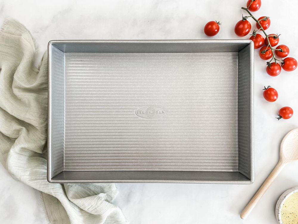 Rectangular Cake Pan 9x13x2 1/2
