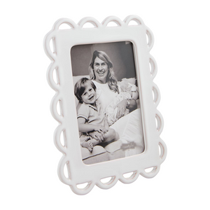 Small Scallop Frame