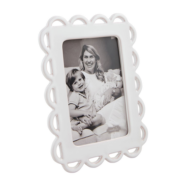Small Scallop Frame