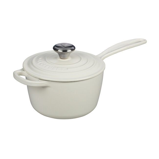 Le Creuset, White, 1.75qt., Signature Saucepan