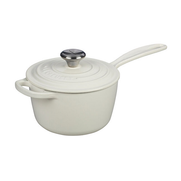 Le Creuset, White, 1.75qt., Signature Saucepan