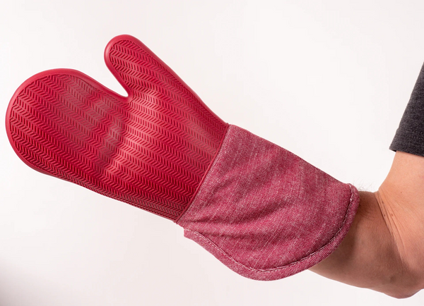 Strada Silicone Oven Mitt Red