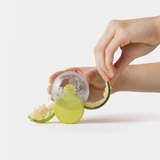 Chef'n Garlic Chopper Zoom