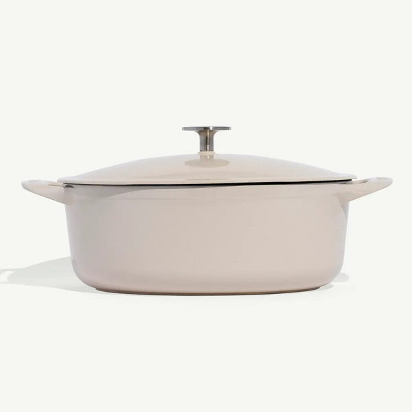 Enameled Cast Iron Oval Dutch Oven 7.5 Qt white