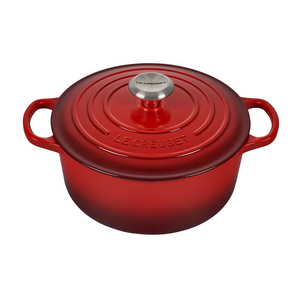 Le Creuset, Cerise, 4.5qt., Signature Round Dutch Oven