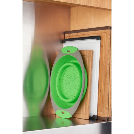 OXO 3.5 QT. Collapsible Collander