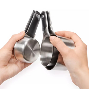 OXO  Good Grips Magnetic Measuring Cups
