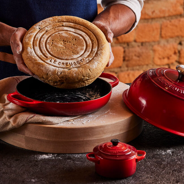 Le Creuset, Cerise, 9.5" (1.75qt.), Signature Bread Oven