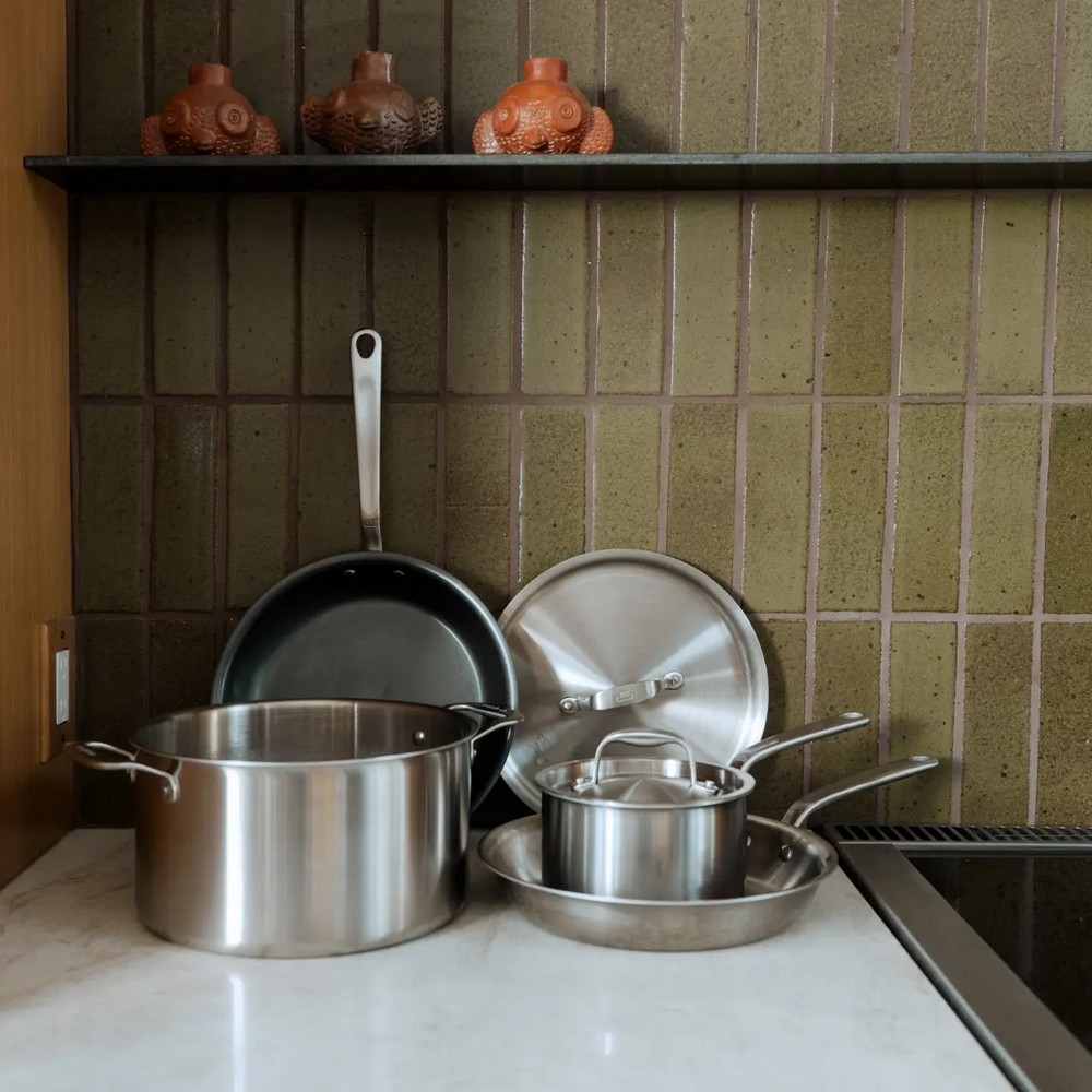 Cookware Set 6 Pc Stainless W/ Nonstick Fry Pan Made In