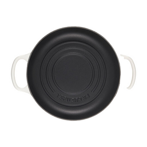 Le Creuset, White, 9.5" (1.75qt.), Signature Bread Oven