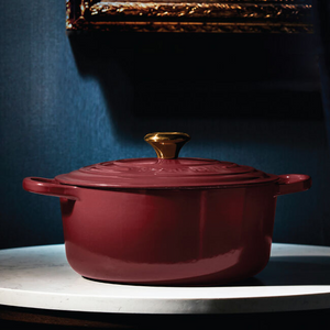 Le Creuset, Rhone, 5.5qt., Signature Round Dutch Oven